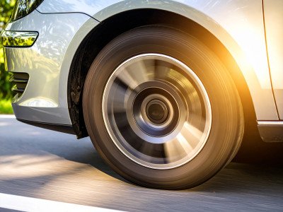 Indice de charge et de vitesse : bien choisir ses pneus