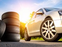 Est-ce que je peux rouler avec 2 pneus différents ?