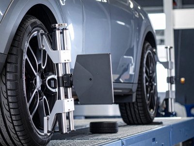 Différence entre équilibrage et parallélisme des roues